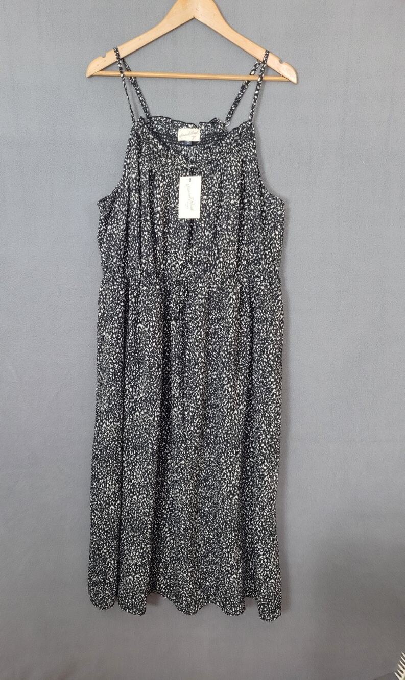Universal Thread Womens Maxi Dress Black White Abstract With Pockets Size XXL